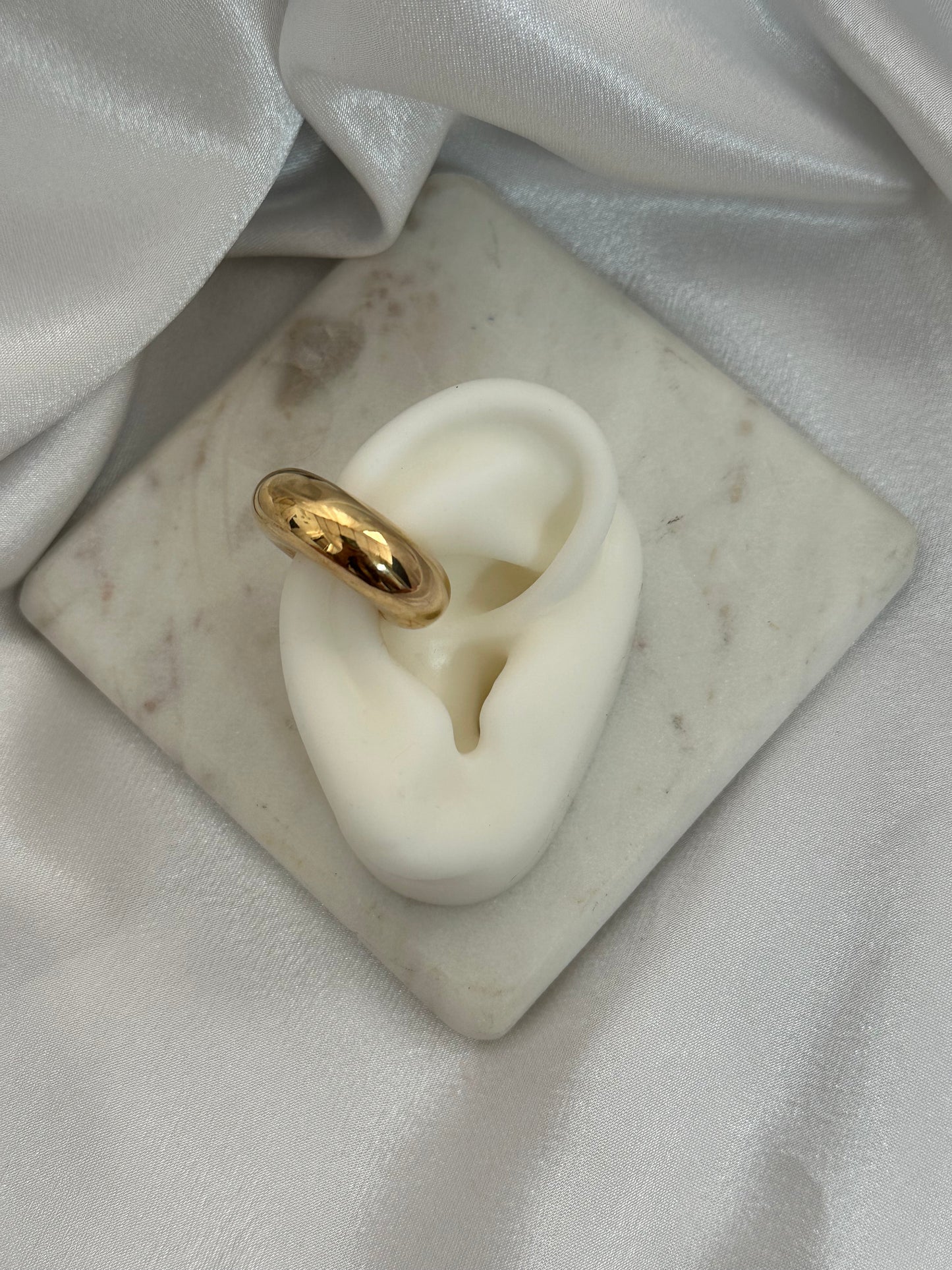 Gold Earcuff
