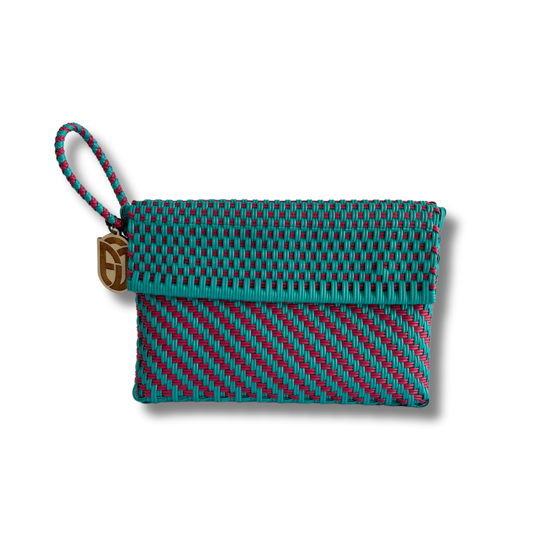 Large Clutch